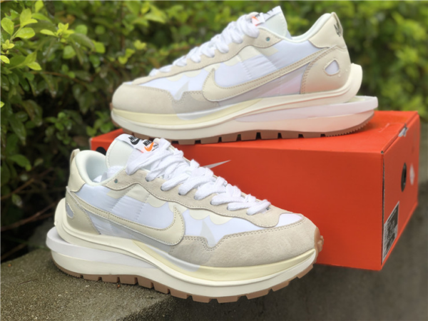 Giày Nike Sacai x VaporWaffle 'Sail Gum' DD1875-100 - Ảnh 5