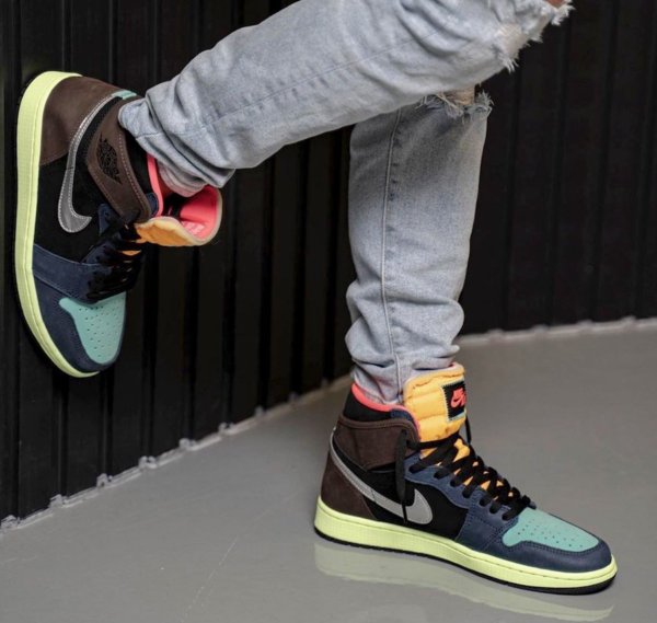 Giày Nike Air Jordan 1 Retro High 'Tokyo Bio Hack' 555088-201 - Ảnh 3