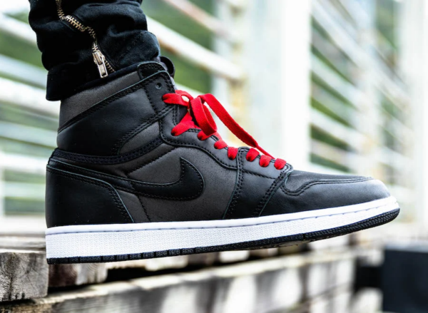 Giày Nike Air Jordan 1 Retro High OG 'Black Gym Red' 555088-060 - Ảnh 6
