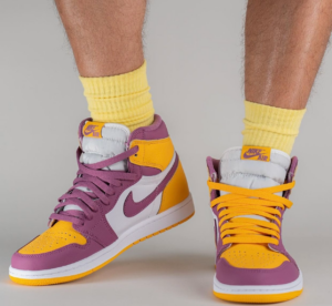 Giay Nike Air Jordan 1 Retro High OG 'Brotherhood' 555088-706