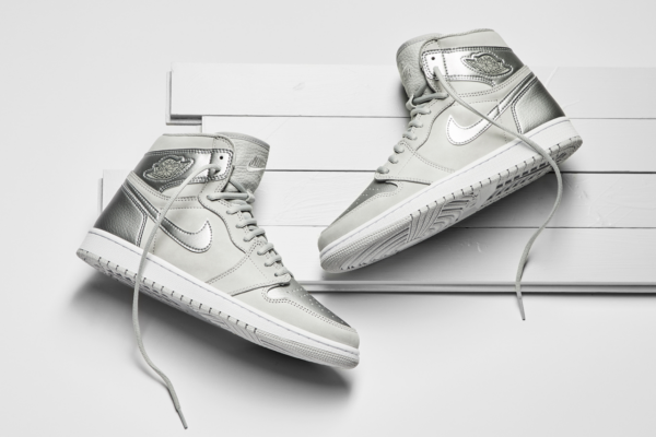 Giày Nike Air Jordan 1 Retro High 'CO Japan Neutral Grey Suitcase' DA0382-029 - Ảnh 2