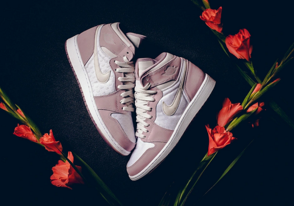 Giày Nike Air Jordan 1 Retro GS 'Heiress Plum Fog' 832596-025 - Ảnh 4