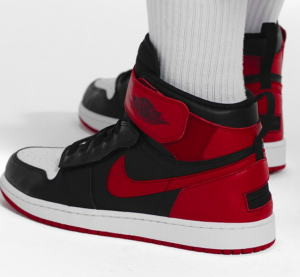 Giay Nike Air Jordan 1 High FlyEase 'Bred' CQ3835-060