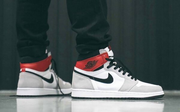 Giày Nike Air Jordan 1 Retro High OG 'Light Smoke Grey' 555088-126 - Ảnh 7