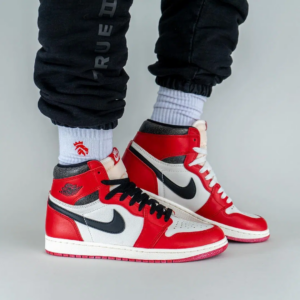 Giay Nike Air Jordan 1 Retro High OG 'Chicago Lost and Found' FD1437-612