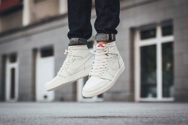 Giày Nike Air Jordan 1 Retro High OG 'Sail' 575441-114 - Ảnh 3