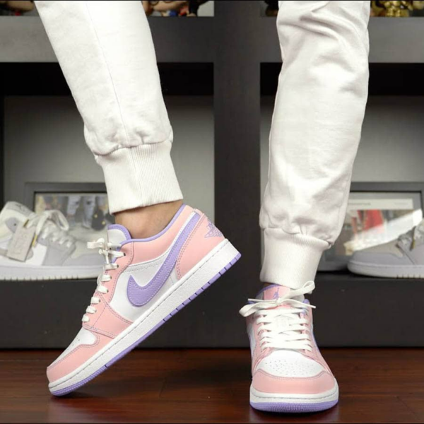 Giày Nike Air Jordan 1 Low SE GS 'Arctic Punch' CV9844-600 - Ảnh 3