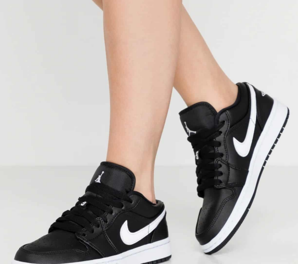 Giày Nike Air Jordan 1 Low 'Black' AO9944-001 - Ảnh 2