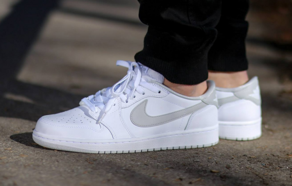 Giày Nike Air Jordan 1 Retro Low OG 'Neutral Grey' 2021 CZ0790-100 - Ảnh 2