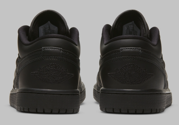 Giày Nike Wmns Air Jordan 1 Low 'Triple Black Quilted' DB6480-001 - Ảnh 4
