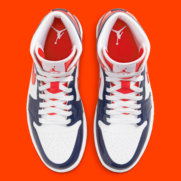 Giày Nike Wmns Air Jordan 1 Mid 'Champ Colors' DJ5984-400 - Ảnh 5