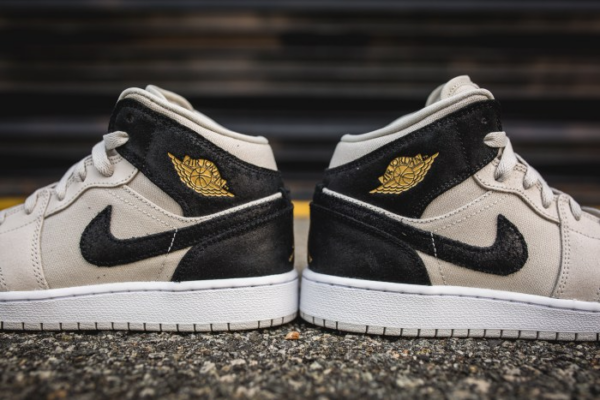 Giày Nike Air Jordan 1 Retro Mid GS 'Light Bone' 554725-023 - Ảnh 10