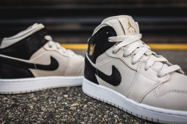 Giày Nike Air Jordan 1 Retro Mid GS 'Light Bone' 554725-023 - Ảnh 9