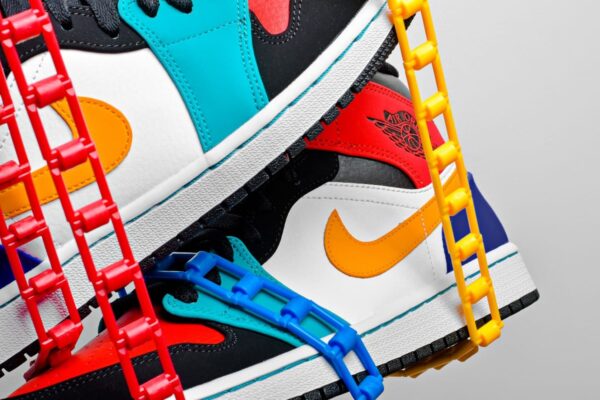 Giày Nike Air Jordan 1 Mid 'Bred Multicolor' 554724-125 - Ảnh 8