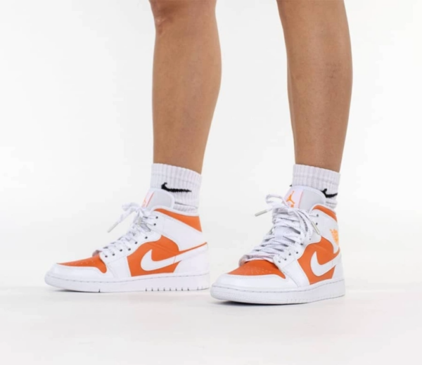 Giày Nike Air Jordan 1 Mid Wmns SE 'Bright Citrus' CZ0774-800 - Ảnh 5