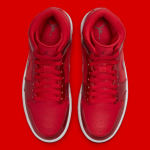 Alternative view of Giày Nike Air Jordan 1 Mid SE 'University Red Pomegranate' DH5894-600