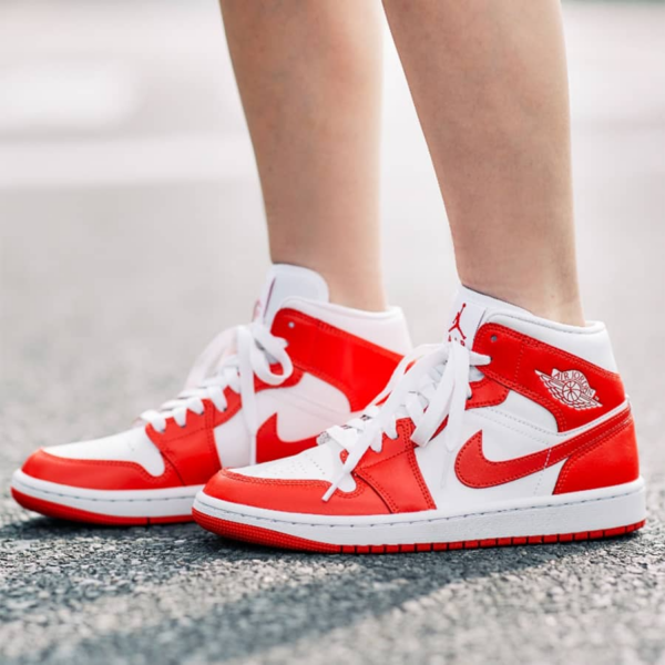 Giày Nike Air Jordan 1 Mid Wmns 'Habanero Red' BQ6472-116 - Ảnh 2