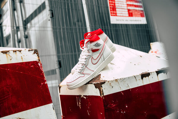 Giày Nike Air Jordan 1 Retro High 'Phantom Gym Red' 555088-160 - Ảnh 6