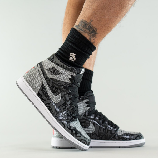 Giày Nike Air Jordan 1 Retro High OG 'Rebellionaire' 555088-036 - Ảnh 4