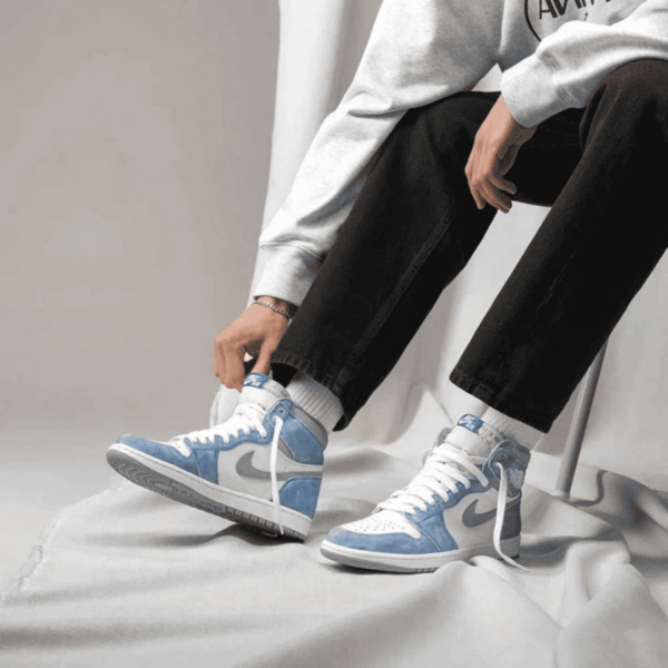 Giày Nike Air Jordan 1 Retro High OG GS 'Hyper Royal' 575441-402 - Ảnh 3