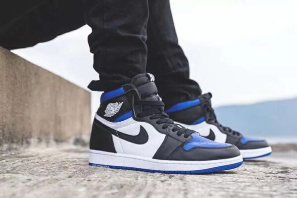 Giày Nike Air Jordan 1 Retro High OG 'Royal Toe' 555088-041 - Ảnh 7