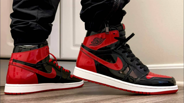 Giày Nike Air Jordan 1 Retro High OG (GS) 'Patent Bred' 575441-063 - Ảnh 4