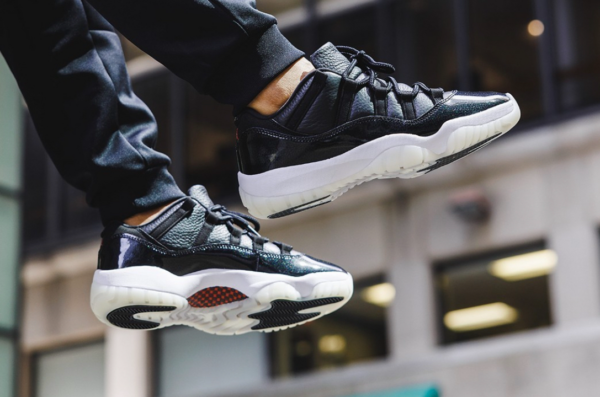 Giày Nike Air Jordan 11 Retro Low '72-10' AV2187-001 - Ảnh 3