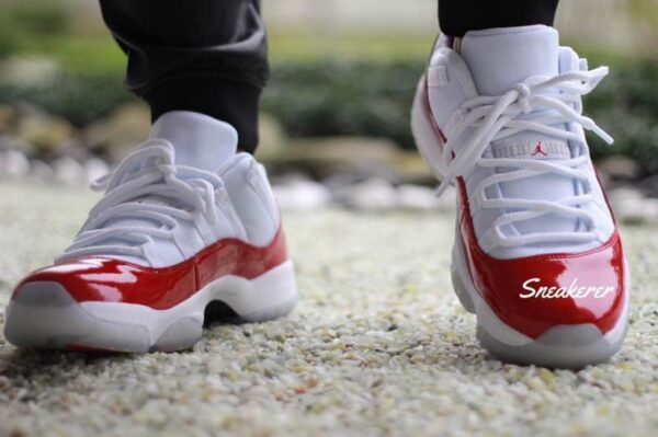 Giày Nike Air Jordan 11 Retro Low "Cherry" 528896-102 - Ảnh 5
