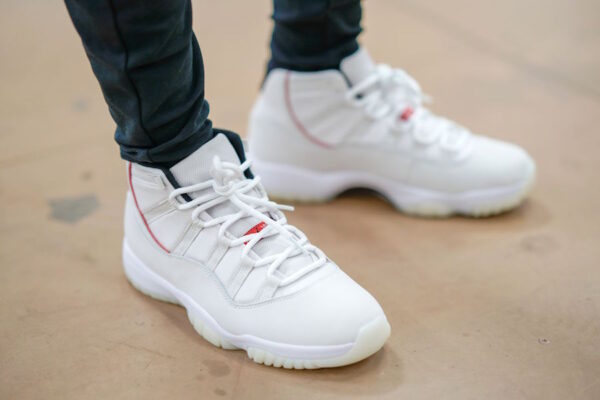 Giày Nike Air Jordan 11 Retro 'Platinum Tint' 378037-016 - Ảnh 2