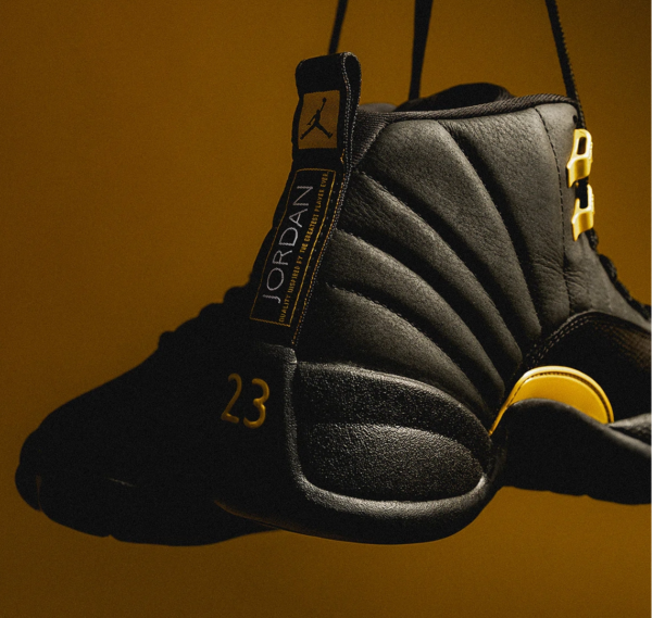 Giày Nike Air Jordan 12 Retro 'Black Taxi' CT8013-071 - Ảnh 4