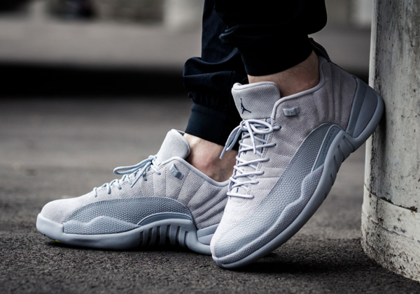 Giày Nike Air Jordan 12 Retro Low GS 'Wolf Grey' 308305-002 - Ảnh 3