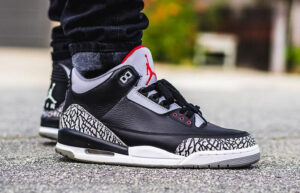 Alternative view of Giày Nike Air Jordan 3 Retro OG 'Black Cement' 2018 854262-001