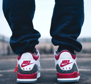 Giay Nike Air Jordan 3 Retro 'Fire Red' 2022 DN3707-160