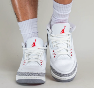 Giay Nike Air Jordan 3 Retro 'White Cement Reimagined' DN3707-100