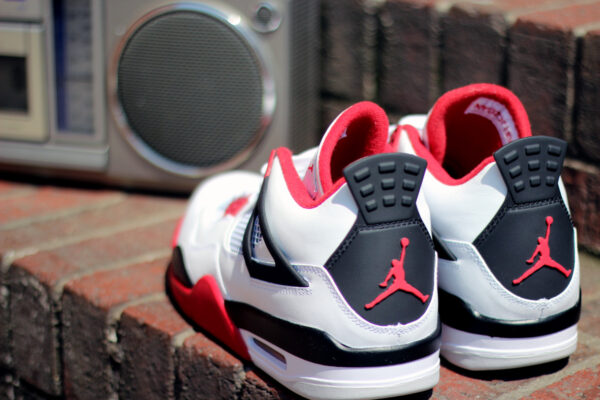 Giày Nike Air Jordan 4 Retro OG Fire Red 2020 DC7770-160 - Ảnh 3