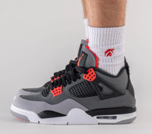 Giay Nike Air Jordan 4 Retro GS 'Infrared' 408452-061