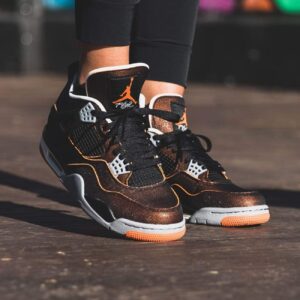 Alternative view of Giày Nike Wmns Air Jordan 4 Retro 'Starfish' CW7183-100