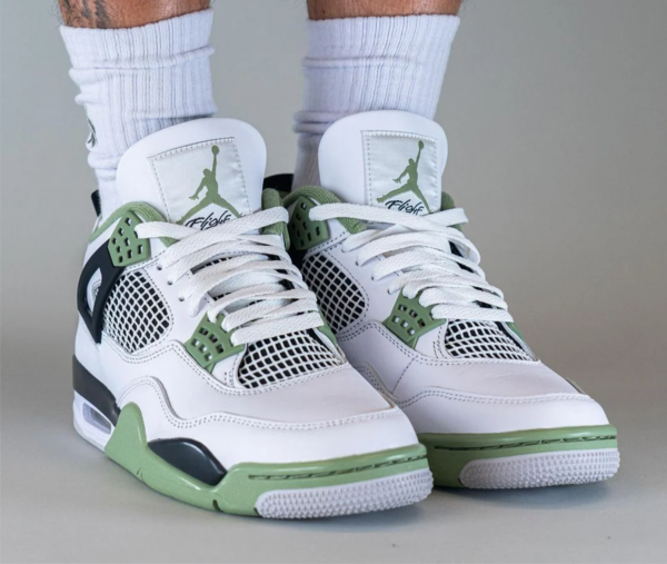 Giay Nike Air Jordan 4 Retro 'Seafoam' AQ9129-103