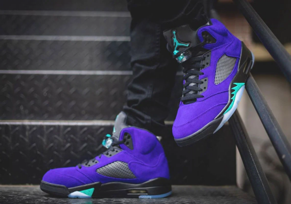 Giày Nike Air Jordan 5 Retro 'Alternate Grape' 136027-500 - Ảnh 2