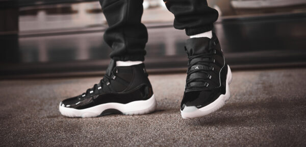 Giày Nike Wmns Air Jordan 11 Retro 'Jubilee 25th Anniversary' AR0715-011 - Ảnh 2