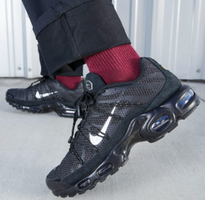 Giay Nike Air Max Plus Utility 'Black Metallic Silver' FD0670-001