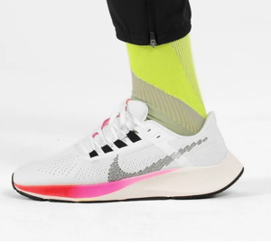 Alternative view of Giày Nike Air Zoom Pegasus 38 Rawdacious DJ5401-100