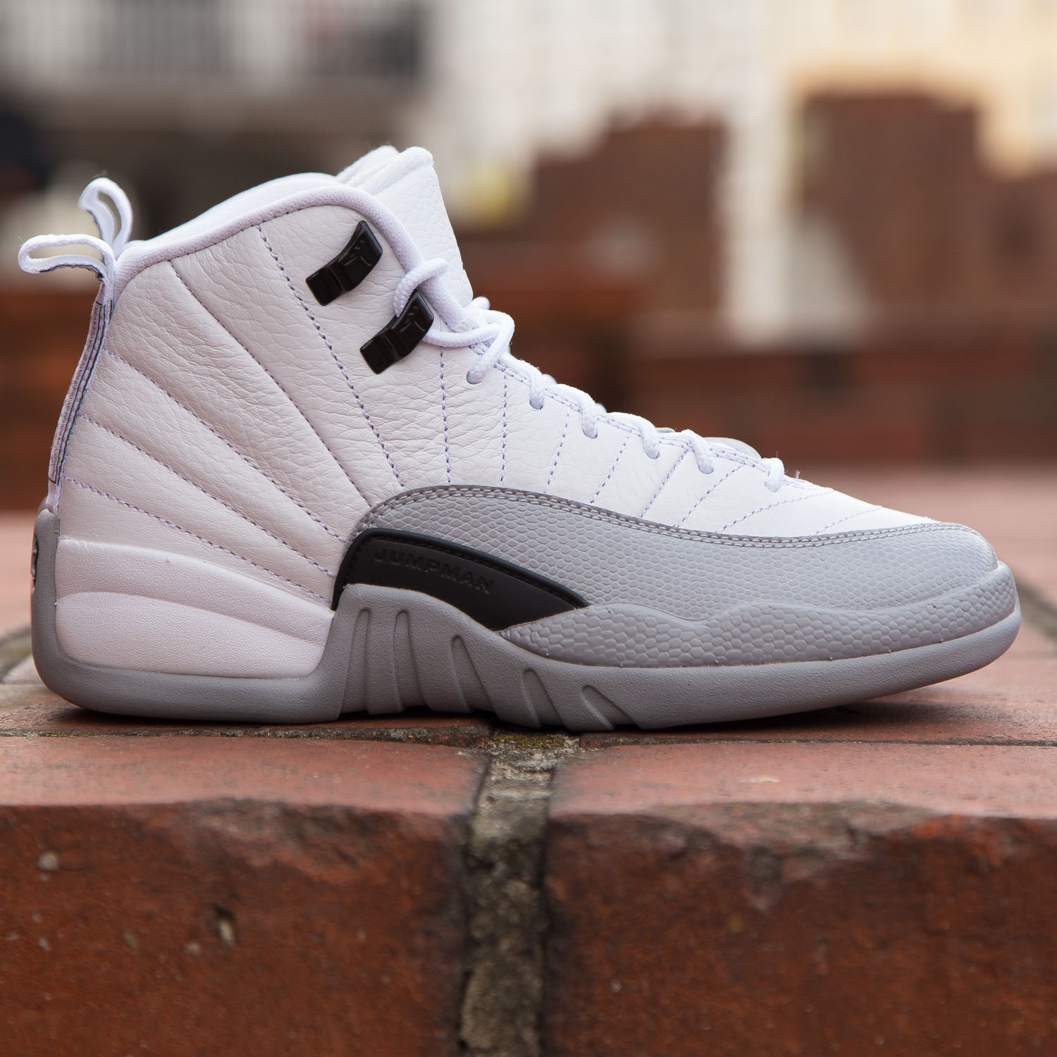 Giày Nike Air Jordan 12 Retro GS 'Wolf Grey' 510815-108 - Ảnh 3