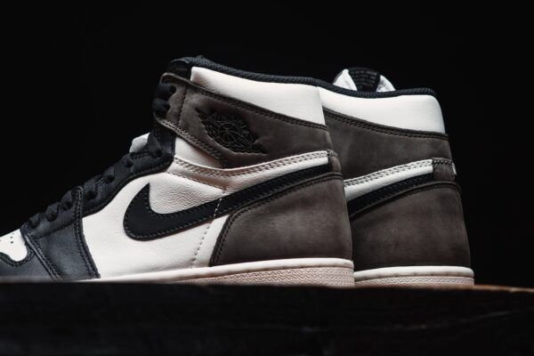 Giày Nike Air Jordan 1 Retro High OG GS 'Dark Mocha' 575441-105 - Ảnh 7