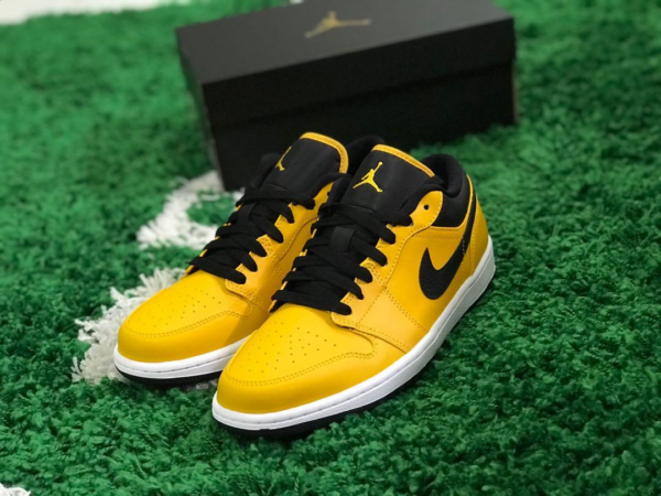 Giày Nike Air Jordan 1 Low GS 'University Gold Black' 553560-700 - Ảnh 7