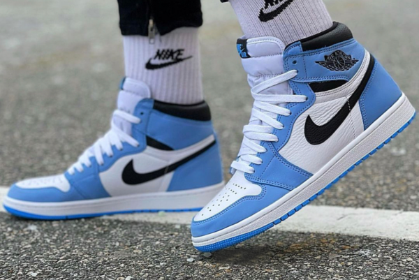 Giày Nike Air Jordan 1 Retro High OG GS 'University Blue' 575441-134 - Ảnh 8