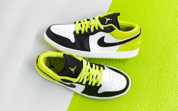 Giày Nike Air Jordan 1 Low SE GS 'Black Cyber' CT1564-003 - Ảnh 6