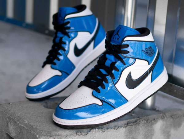 Giày Nike Air Jordan 1 Mid SE 'Signal Blue' DD6834-402 - Ảnh 6