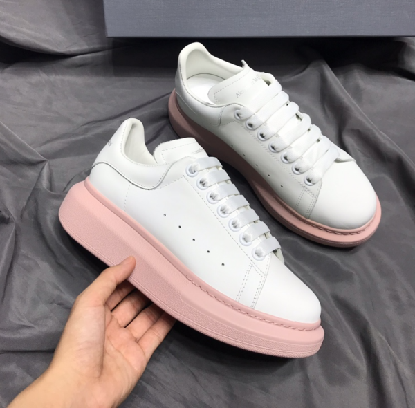 Giày Alexander McQueen Oversized Sneakers White 553770-WHTQ4-9182 - Ảnh 2