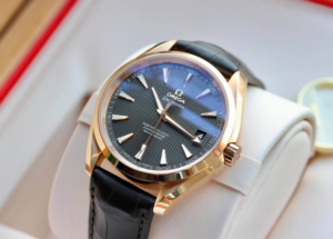 Alternative view of Đồng Hồ Omega Seamaster 'Gold' 231-53-42-21-06-002